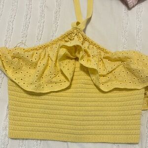 zara 
yellow ruffled halter top 
worn once 
size medium